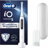 Oral-B iO Series 5 Quite White / Elektrický zubní kartáček / magnetické iO / 5 režimů / AI / LED (415060)